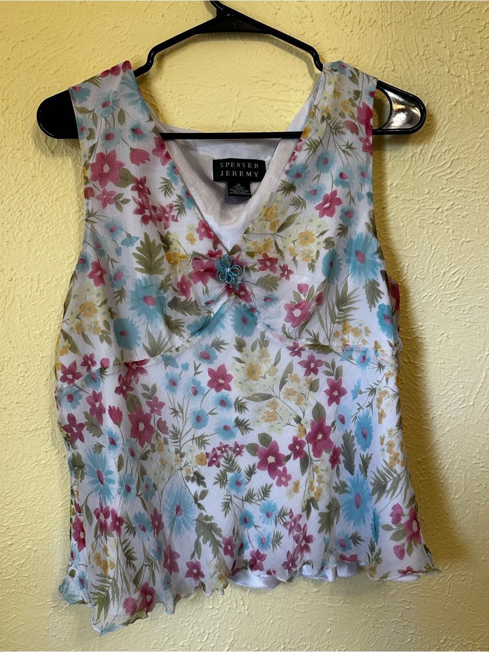 Y2K/Vintage Spenser Jeremy White Floral V-Neck Camisole with Pink & Blue Blooms